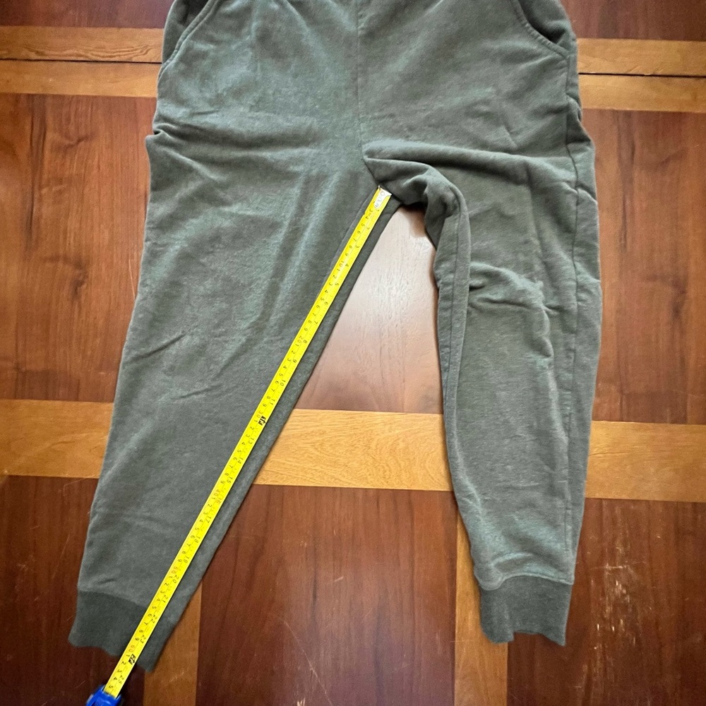Land’s End Boy’s Army Green Joggers Size Large - Picture 7 of 8